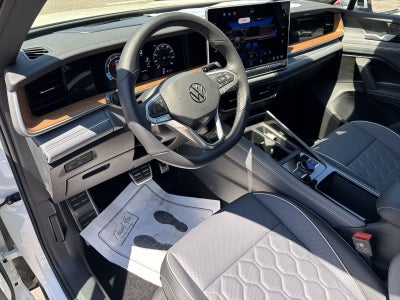 2026 Volkswagen Tiguan 2.0T SEL R-Line Turbo