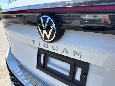 2026 Volkswagen Tiguan 2.0T SEL R-Line Turbo