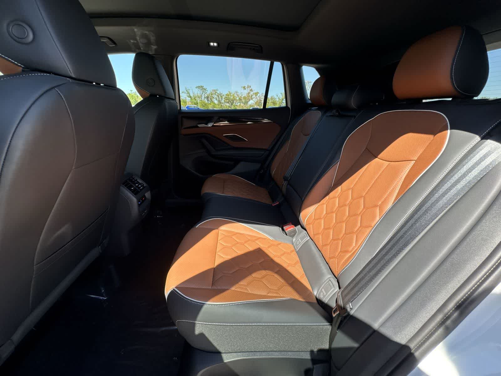 2026 Volkswagen Tiguan 2.0T SEL R-Line Turbo