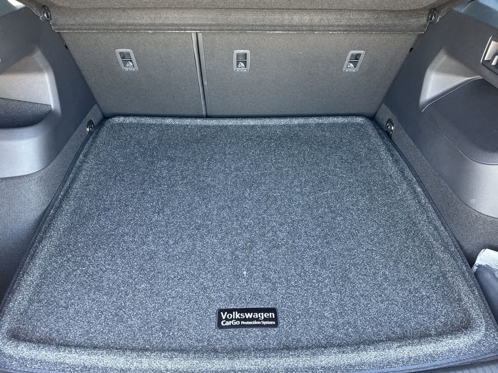 2026 Volkswagen Tiguan 2.0T SEL R-Line Turbo