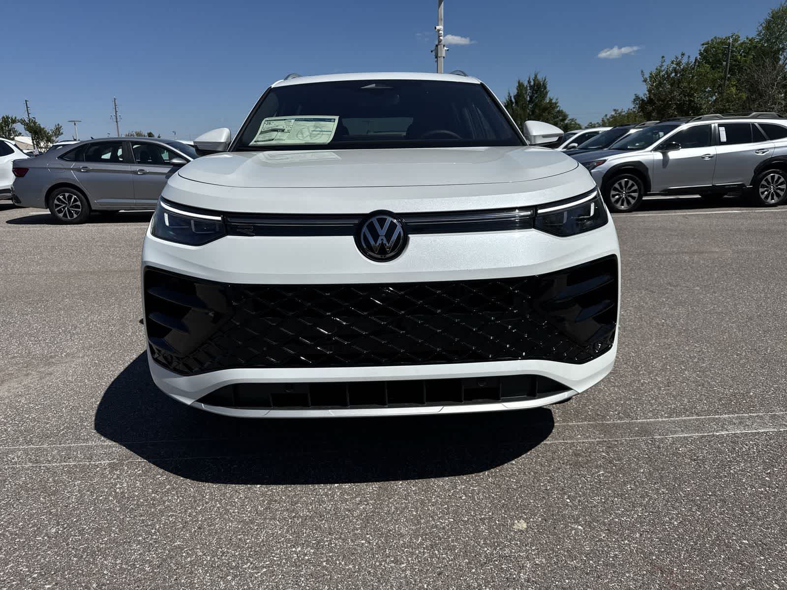 2026 Volkswagen Tiguan 2.0T SEL R-Line Turbo