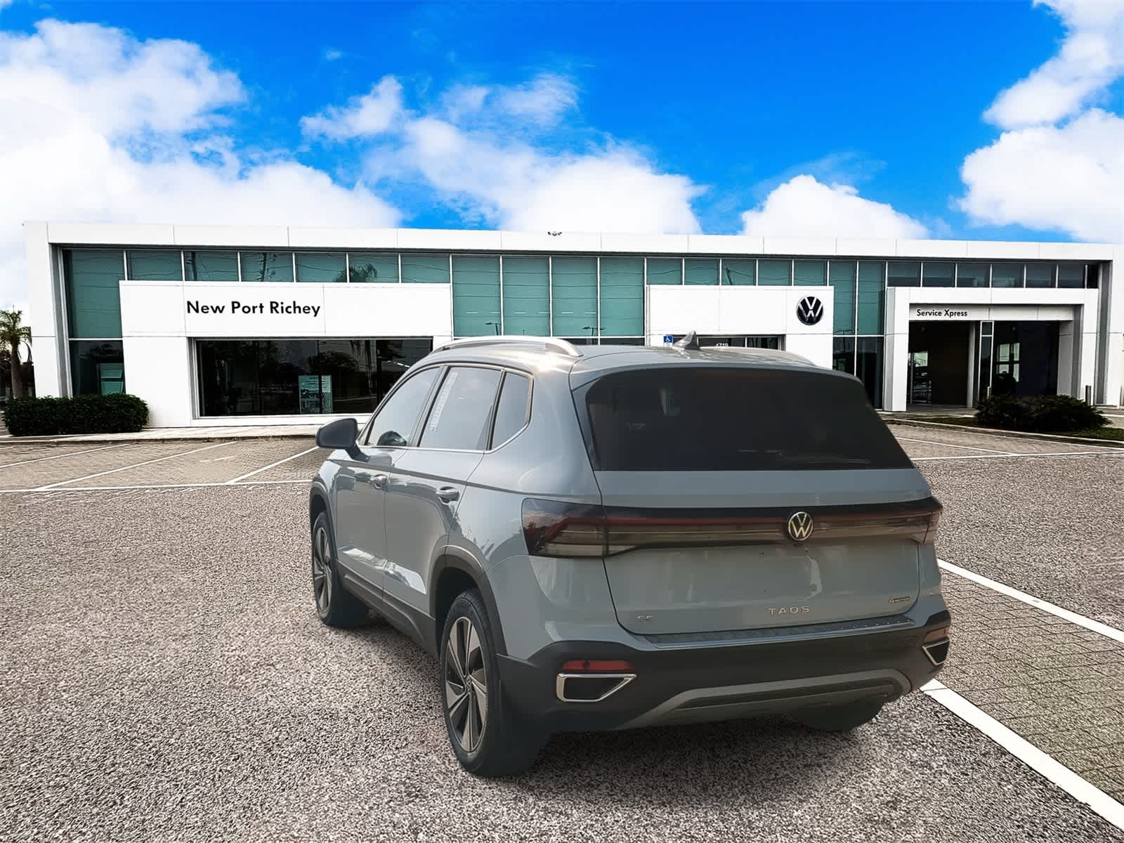 2025 Volkswagen Taos 1.5T SE