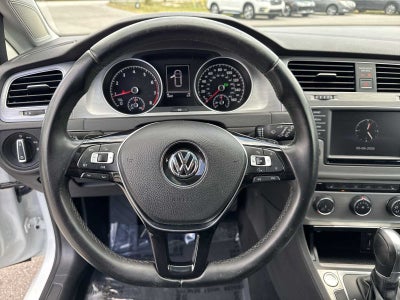 2017 Volkswagen Golf Base