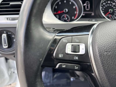 2017 Volkswagen Golf Base