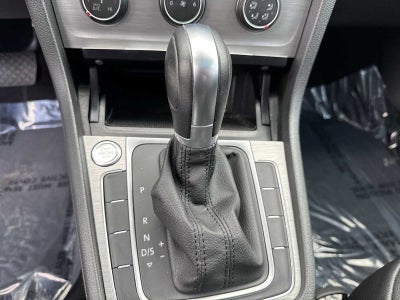 2017 Volkswagen Golf Base