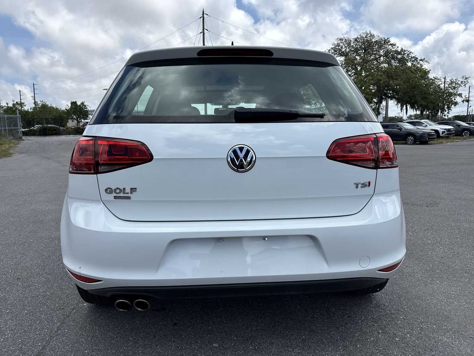 2017 Volkswagen Golf Base