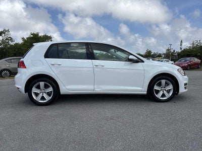 2017 Volkswagen Golf Base