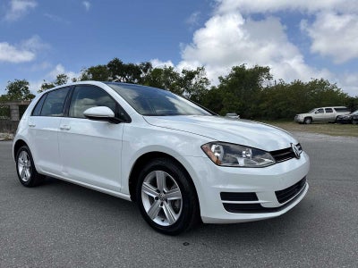 2017 Volkswagen Golf Base