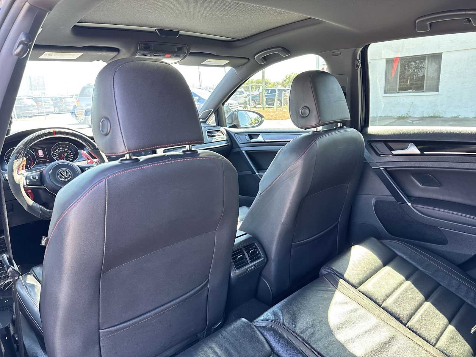 2015 Volkswagen Golf GTI Base