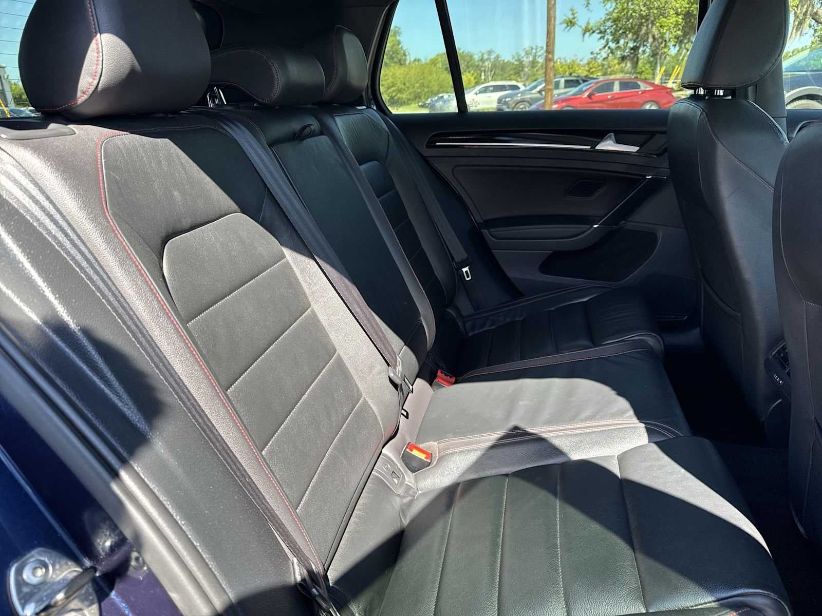 2015 Volkswagen Golf GTI Base