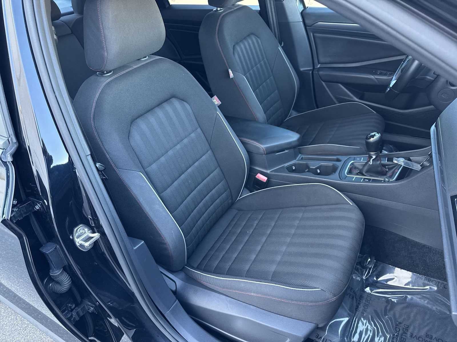 2019 Volkswagen Jetta GLI Base