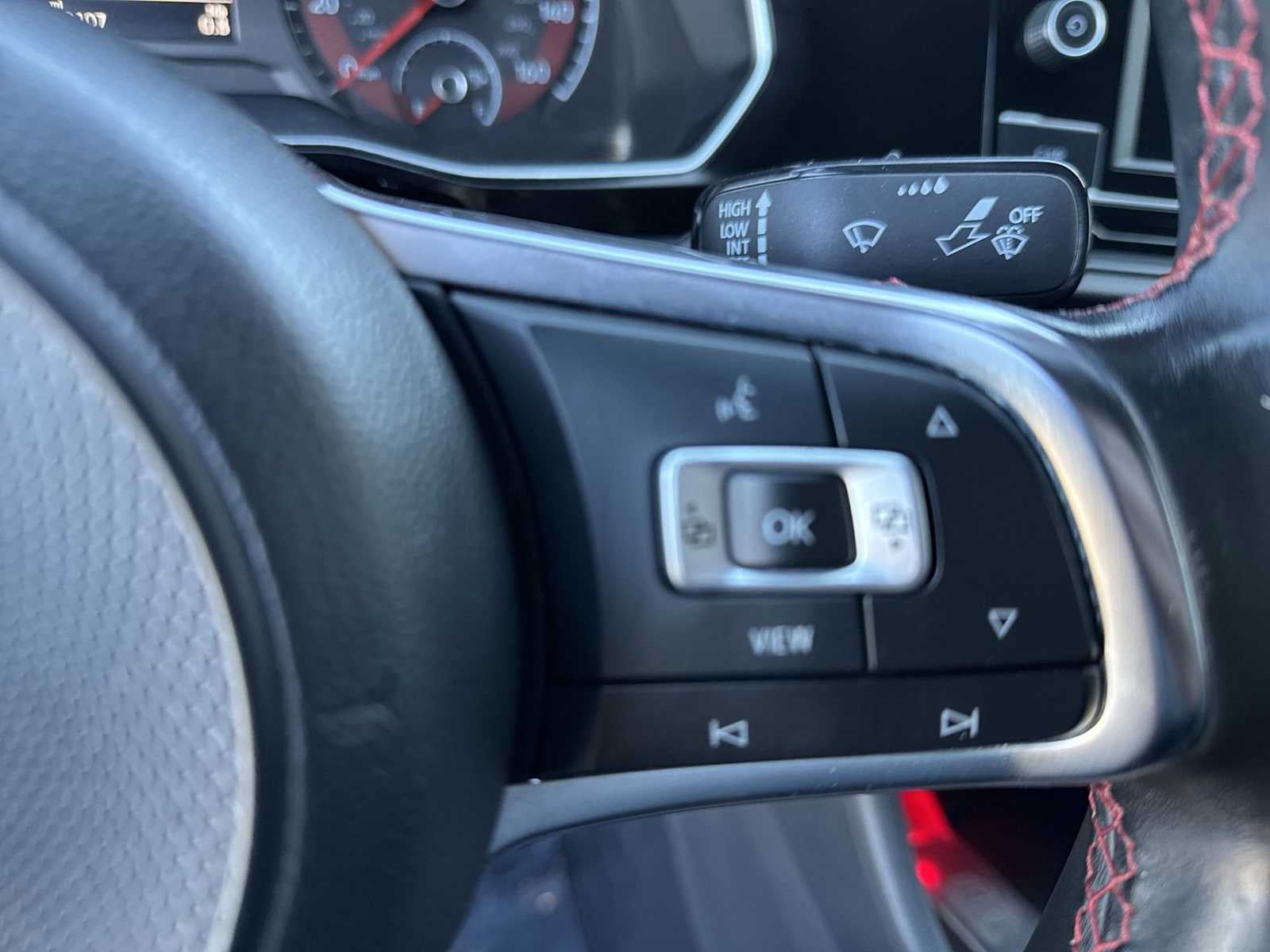 2019 Volkswagen Jetta GLI Base