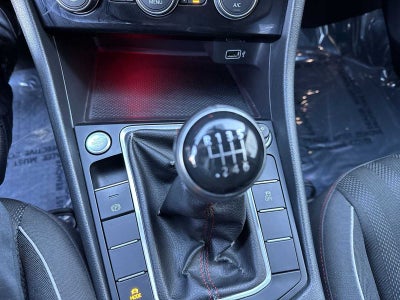 2019 Volkswagen Jetta GLI Base