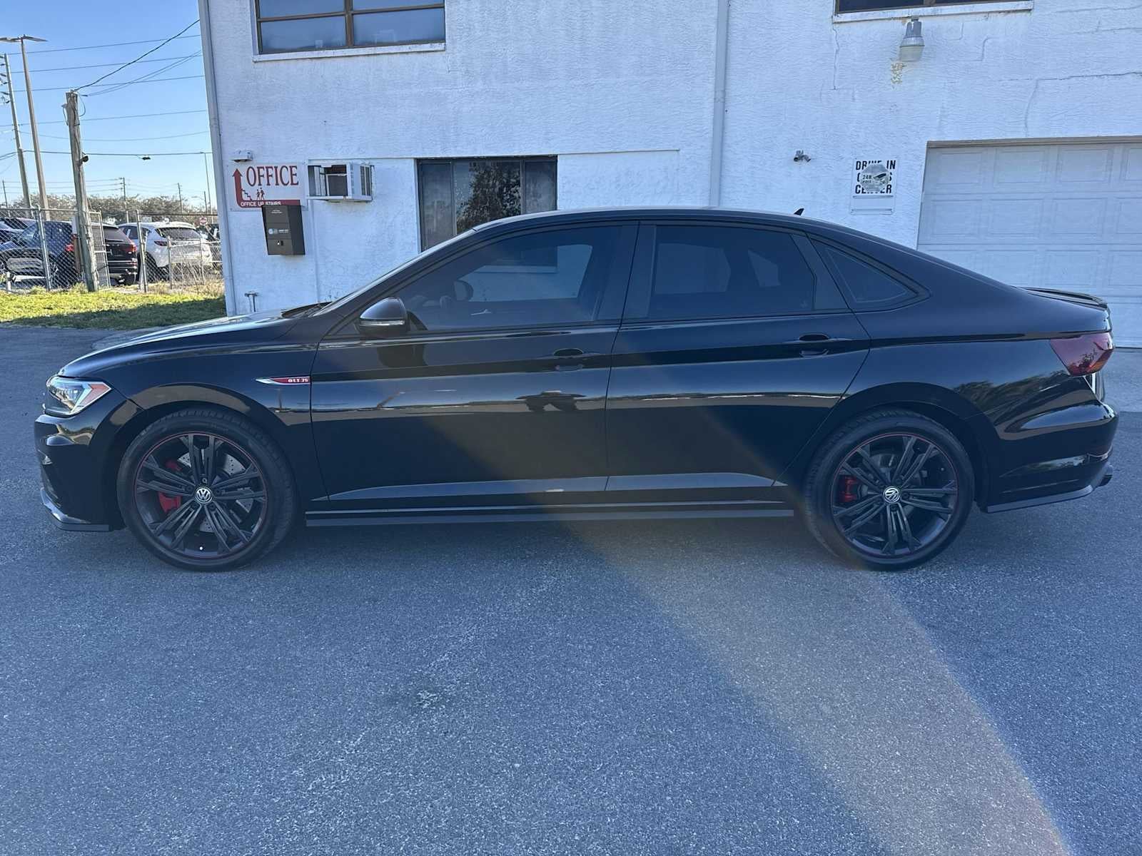 2019 Volkswagen Jetta GLI Base