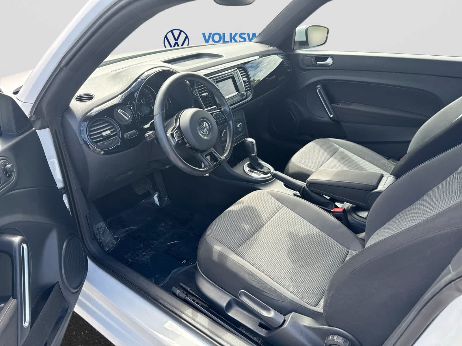 2019 Volkswagen Beetle S