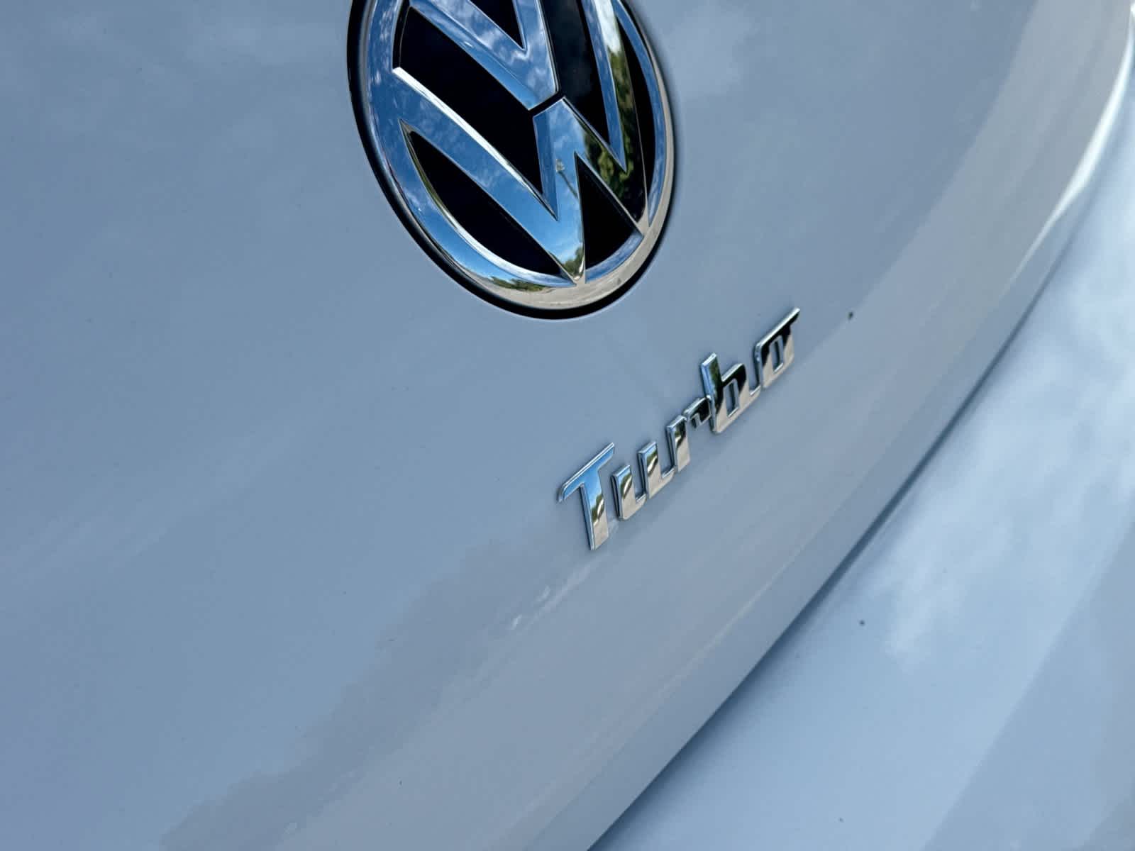 2019 Volkswagen Beetle S
