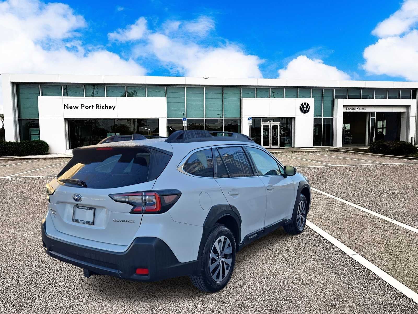 2024 Subaru Outback Premium