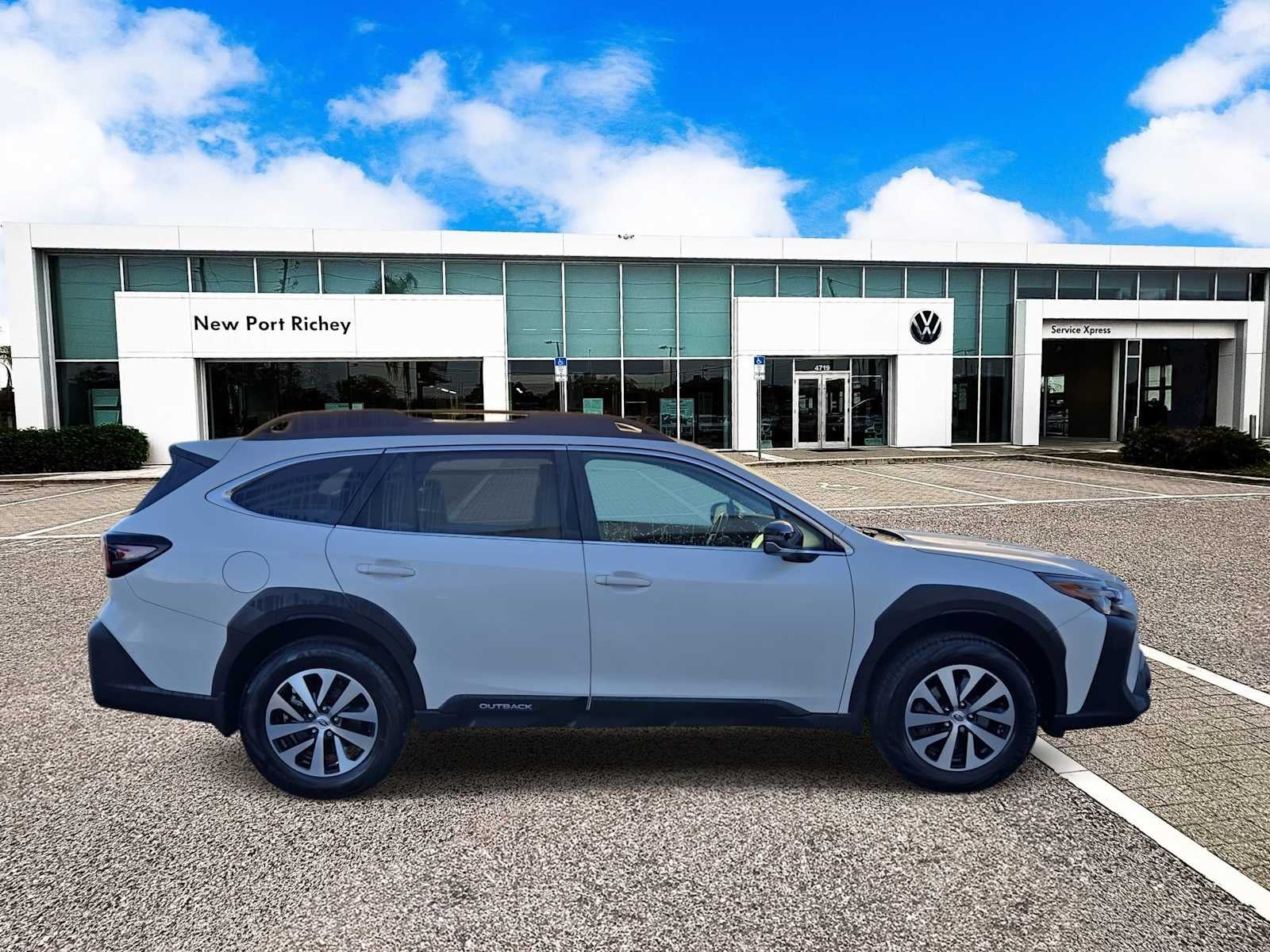 2024 Subaru Outback Premium