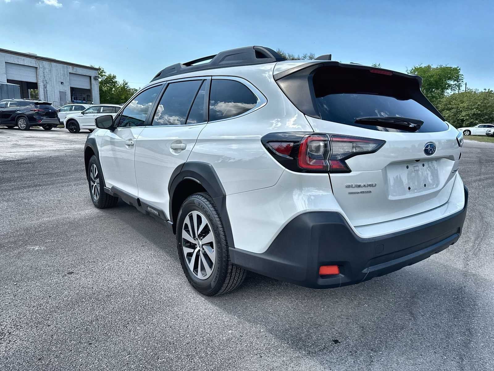 2024 Subaru Outback Premium