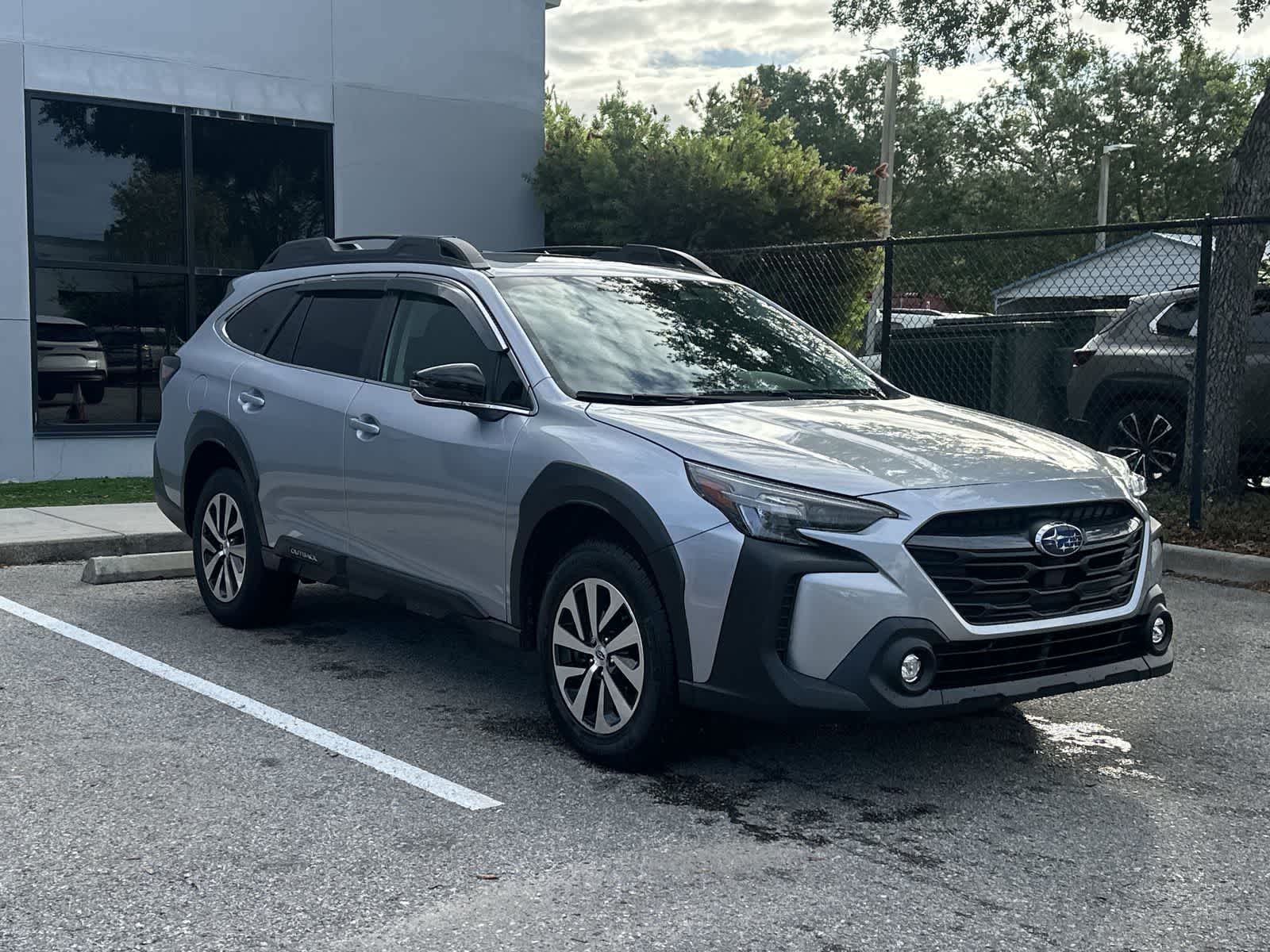 2024 Subaru Outback Premium