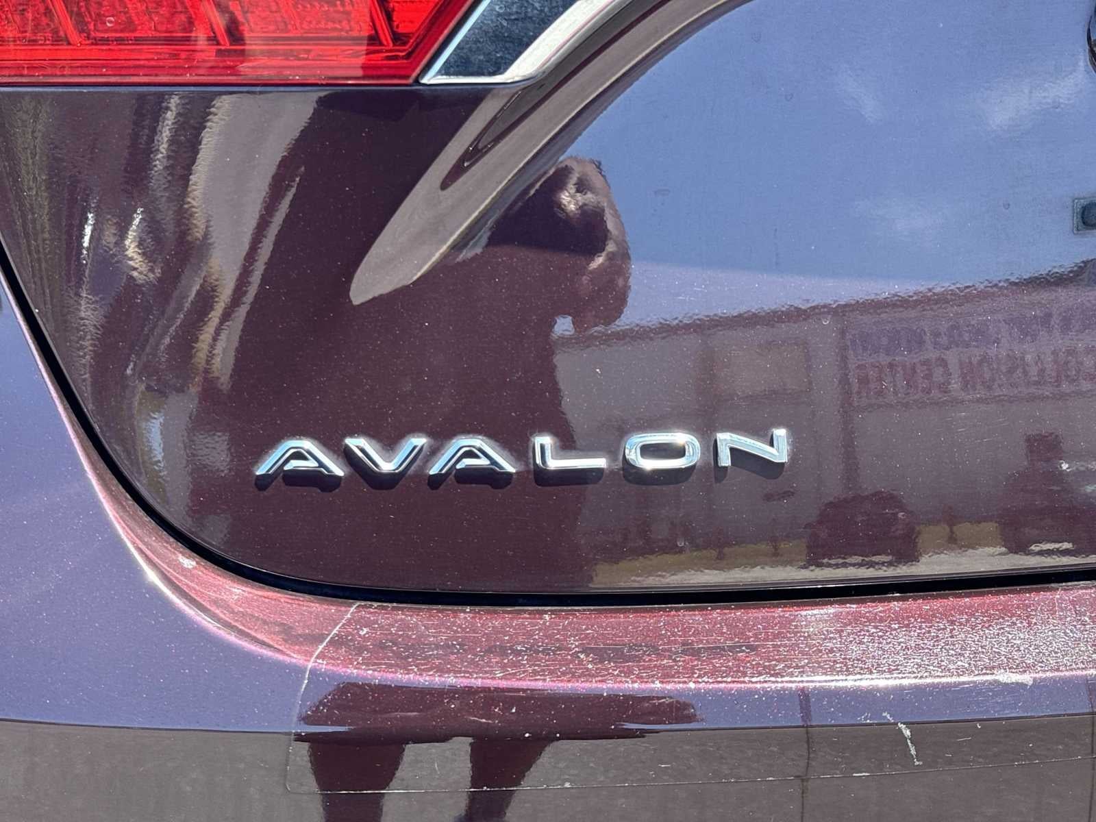 2016 Toyota Avalon XLE
