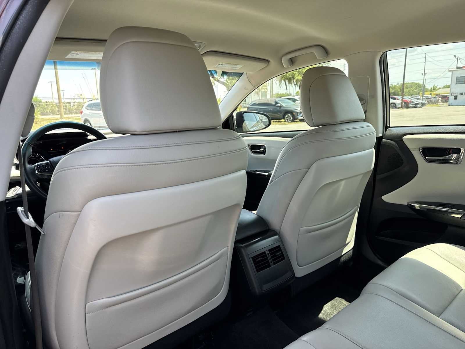 2016 Toyota Avalon XLE