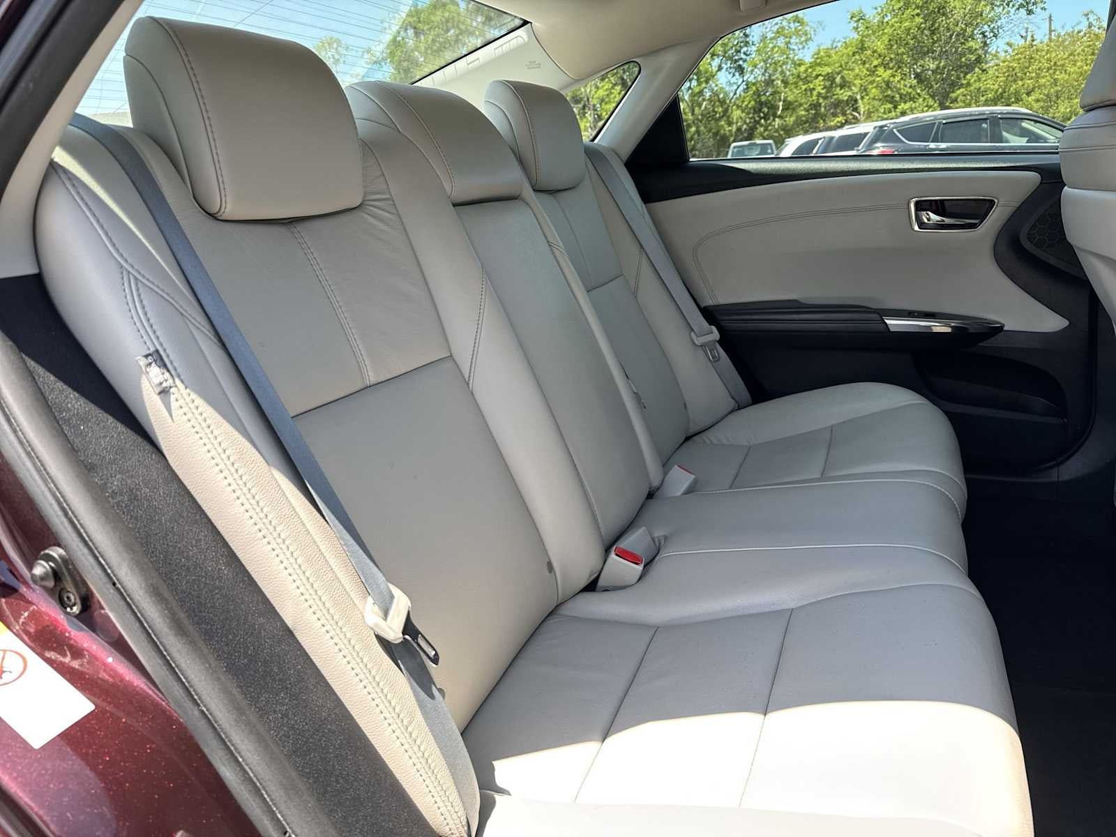 2016 Toyota Avalon XLE