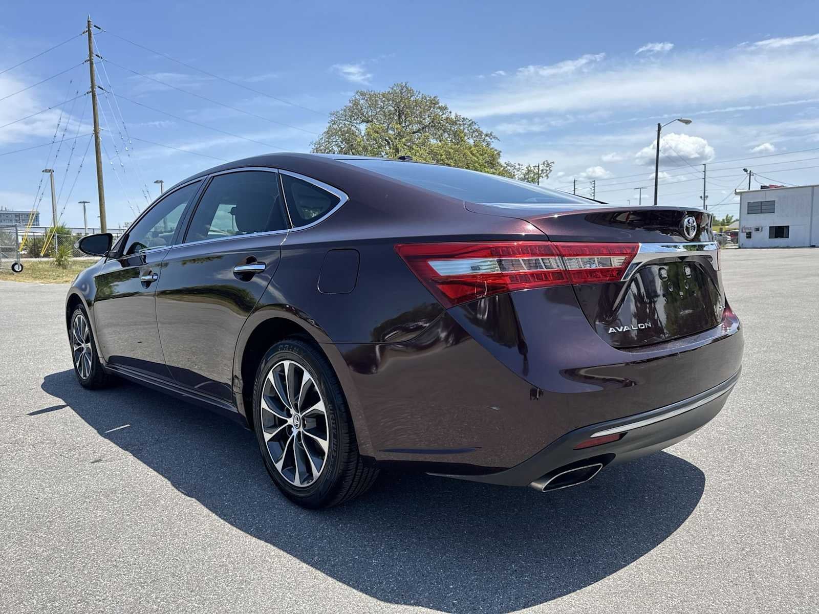 2016 Toyota Avalon XLE