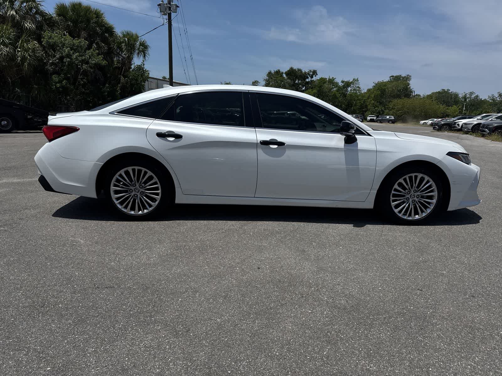 2020 Toyota Avalon Hybrid Limited