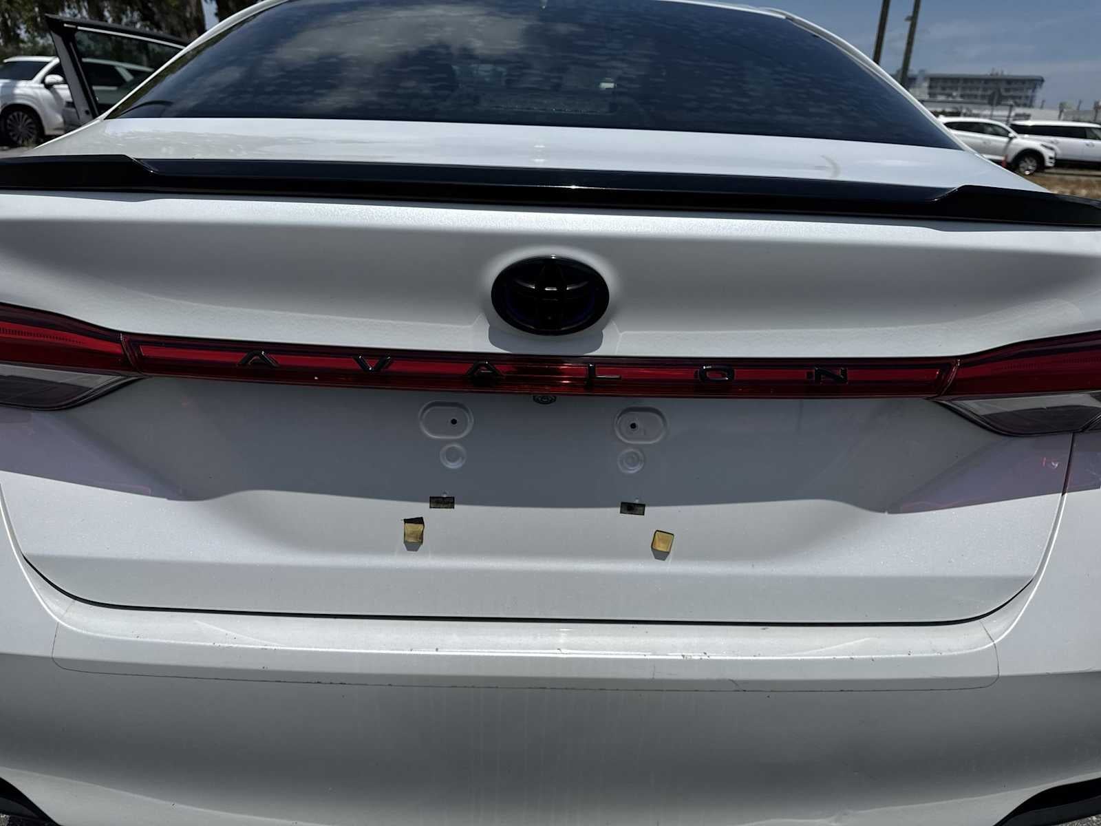 2020 Toyota Avalon Hybrid Limited