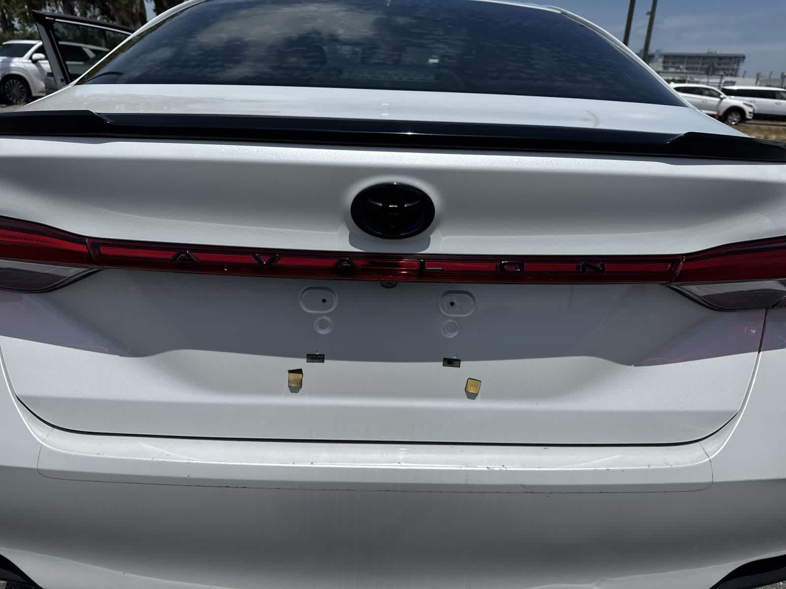 2020 Toyota Avalon Hybrid Limited