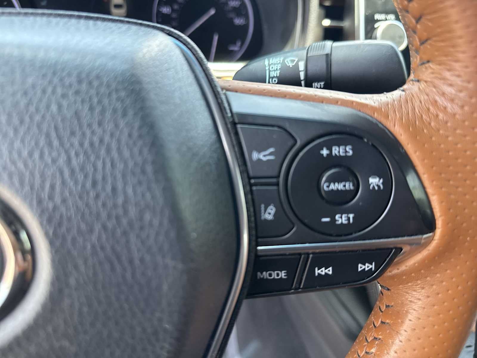 2020 Toyota Avalon Hybrid Limited