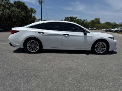 2020 Toyota Avalon Hybrid Limited