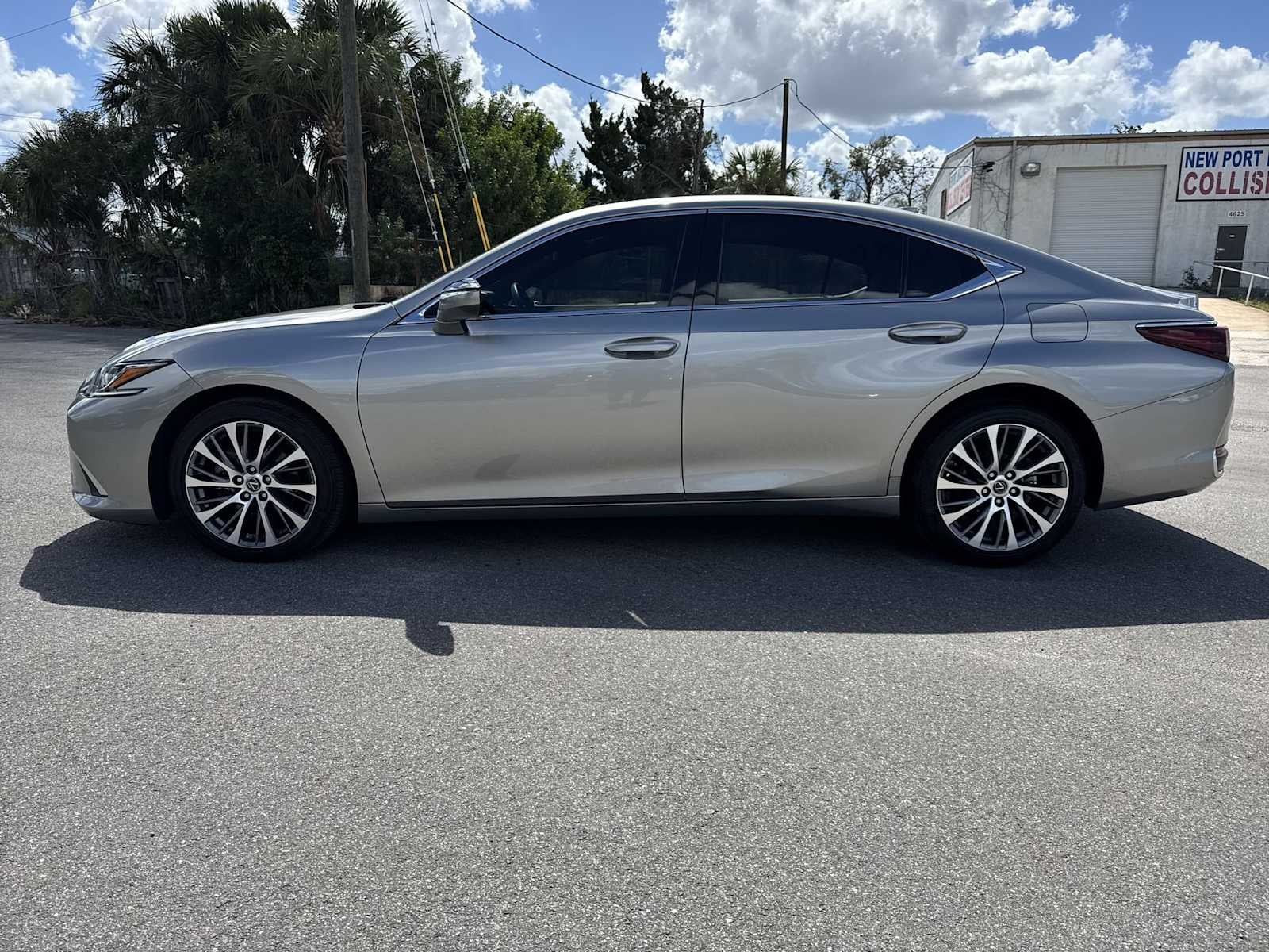 2021 Lexus ES ES 250