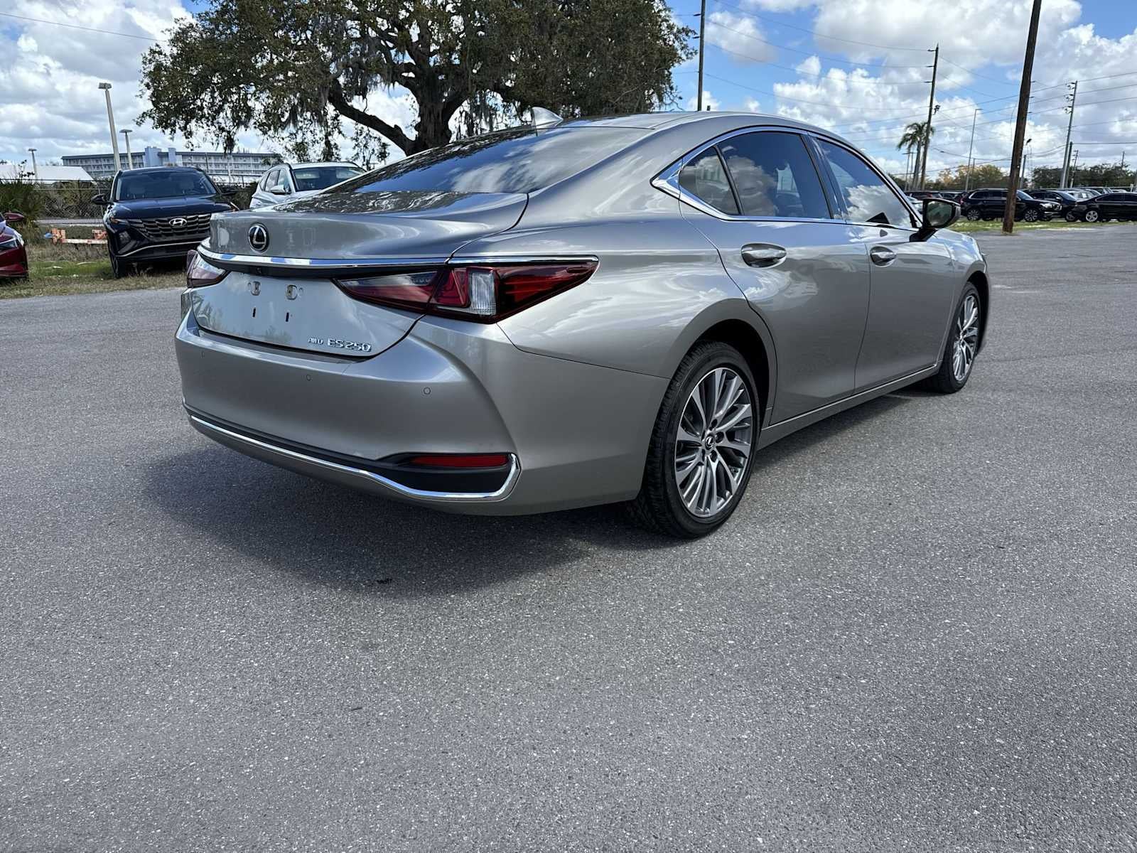 2021 Lexus ES ES 250