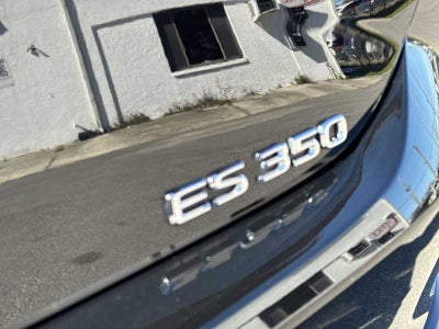 2022 Lexus ES Ultra Luxury