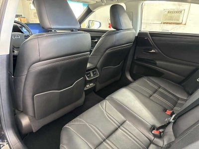 2022 Lexus ES Ultra Luxury