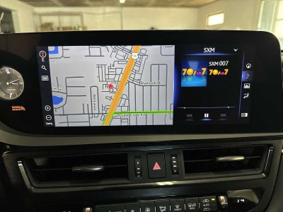 2022 Lexus ES Ultra Luxury