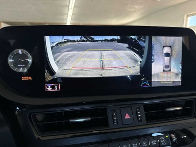 2022 Lexus ES Ultra Luxury