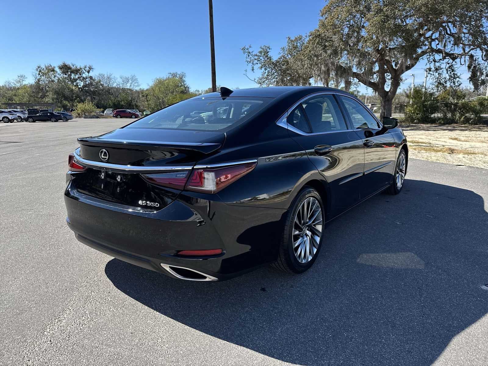 2022 Lexus ES Ultra Luxury