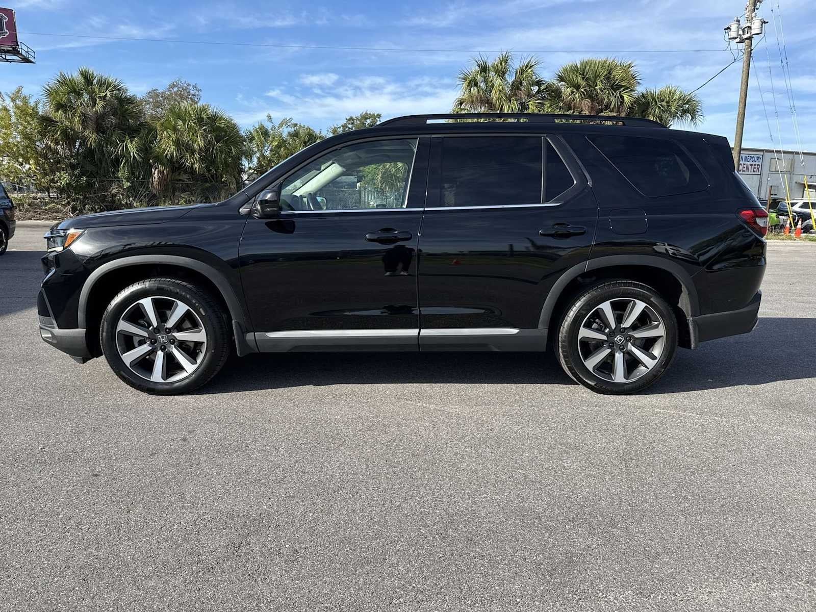 2023 Honda Pilot Elite