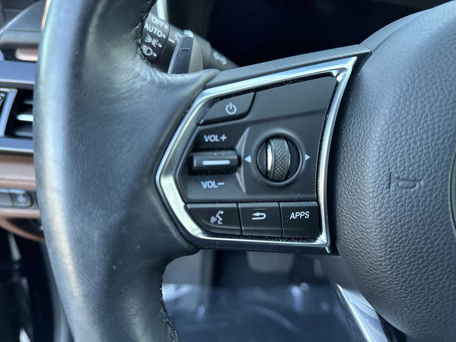 2023 Acura MDX w/Technology Package