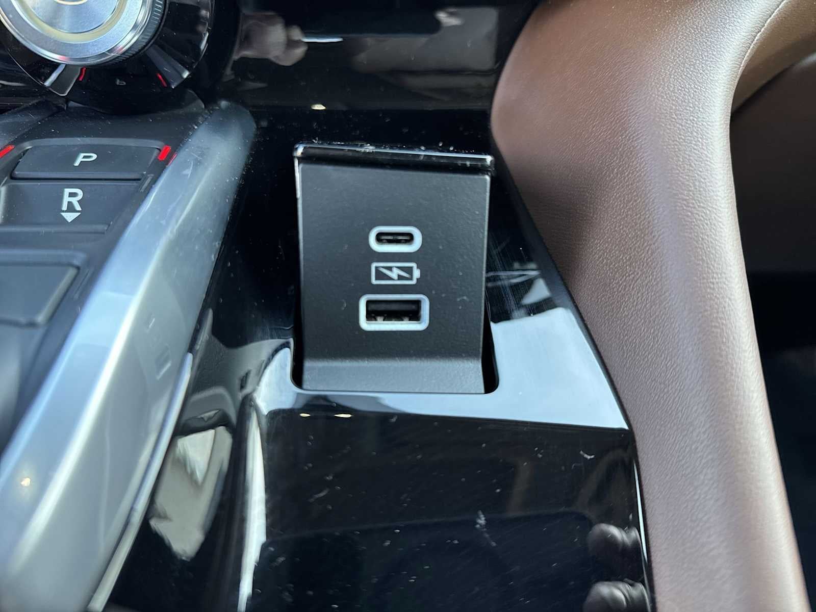 2023 Acura MDX w/Technology Package