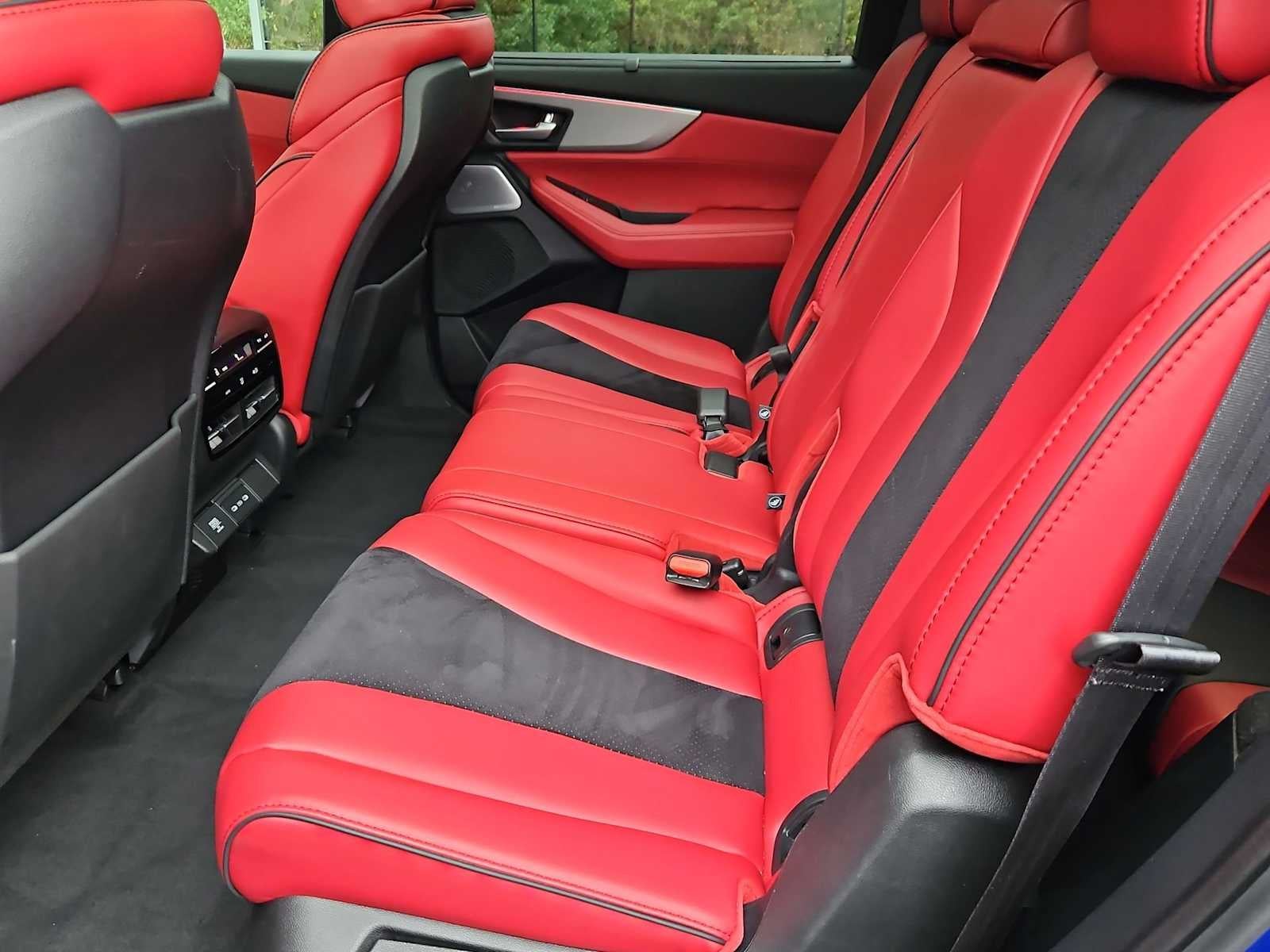 2025 Acura MDX w/A-Spec Package