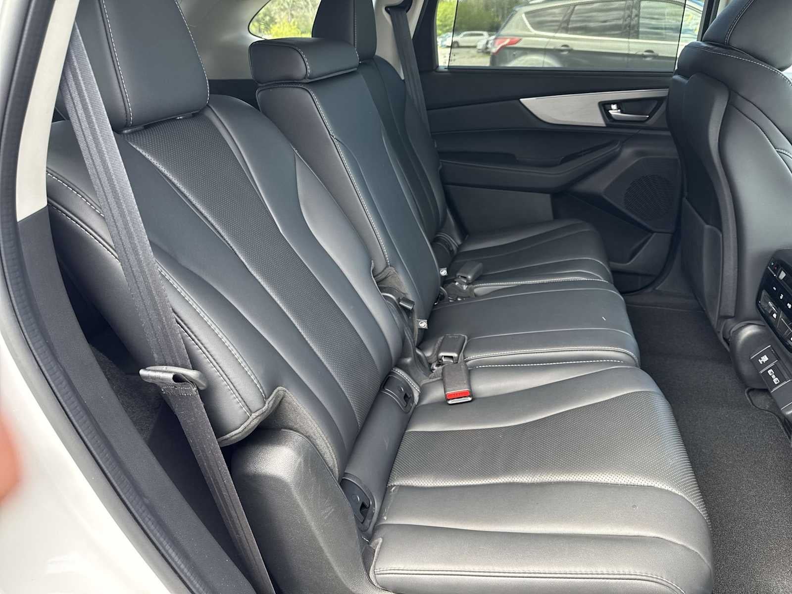 2023 Acura MDX w/Technology Package