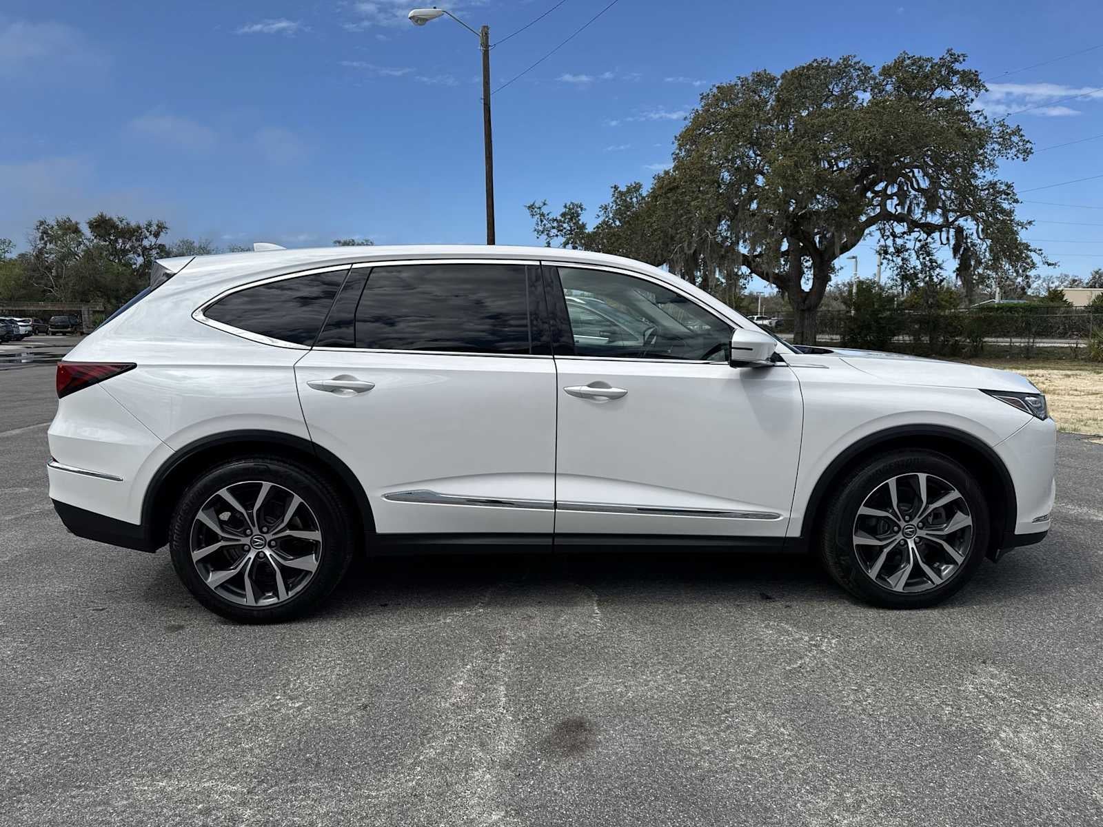 2023 Acura MDX w/Technology Package
