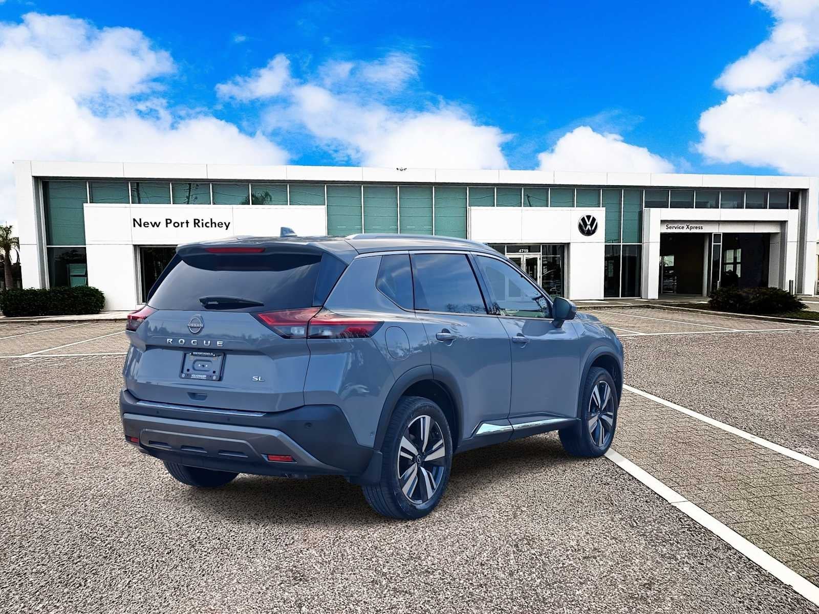 2023 Nissan Rogue SL