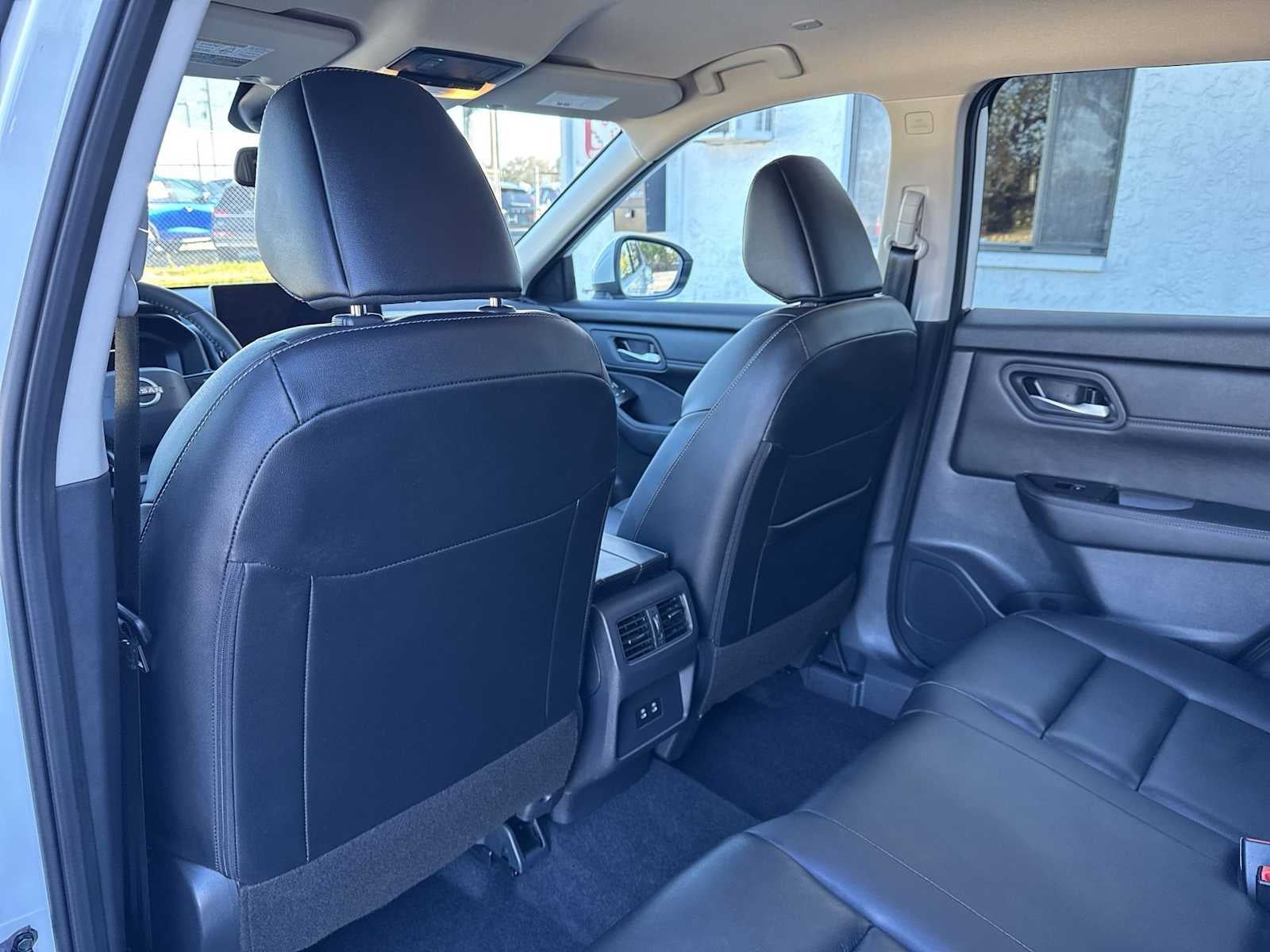 2026 Nissan Rogue SL