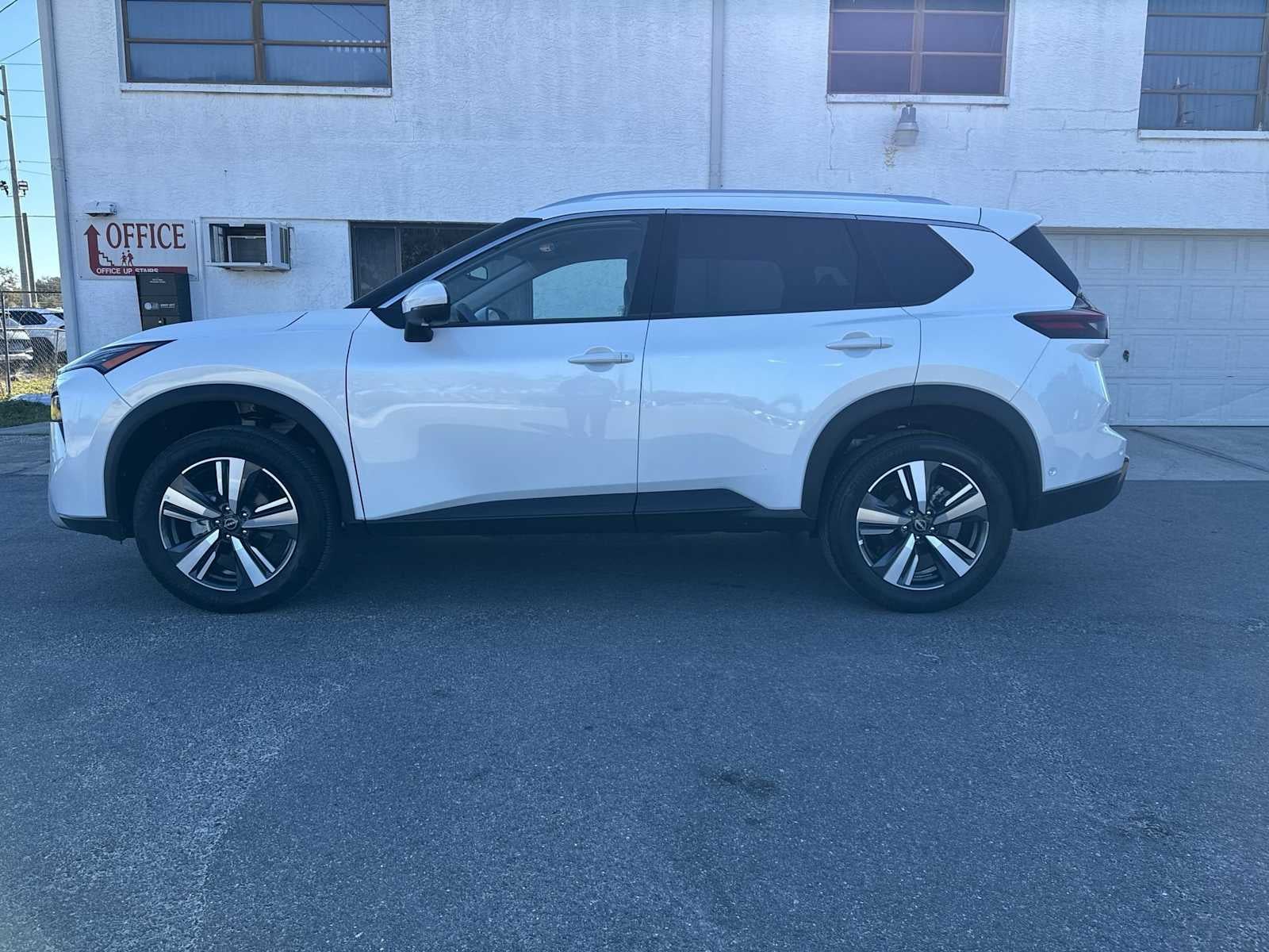 2026 Nissan Rogue SL