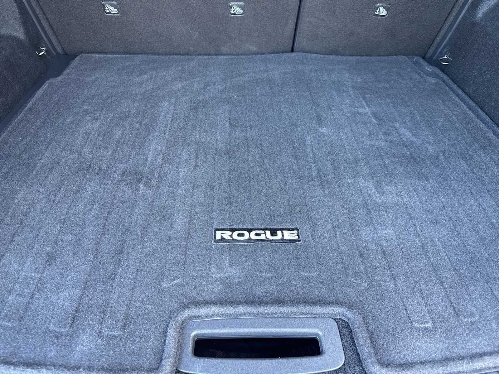 2026 Nissan Rogue SL